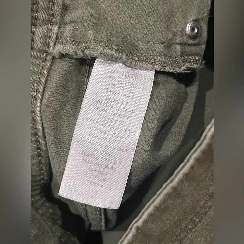 a.n.a Women's Olive Cargo Jeans - Picture 6 of 12